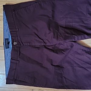 Banana Republic maroon,burgundy khaki chinos 34w
